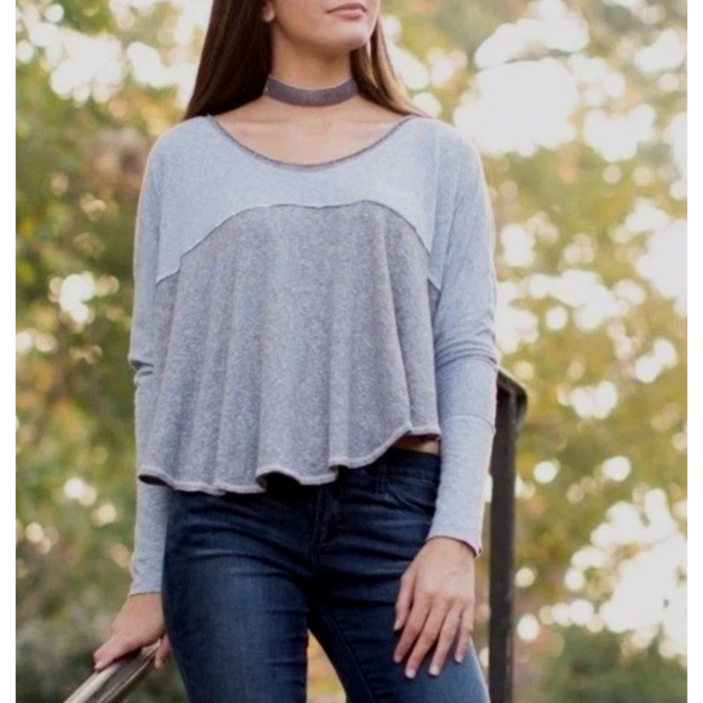 We The Free Women's Blouse‎ Size Large Loose Fit Grey Long Sleeve